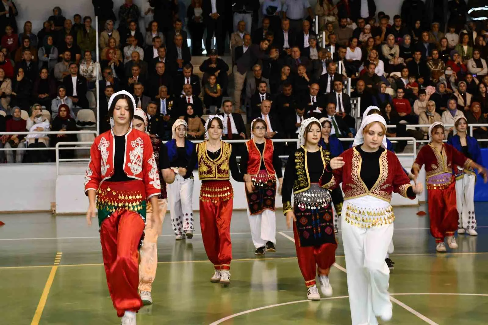 Osmaneli’nde 29 Ekim Cumhuriyet Bayramı coşkuyla kutlandı