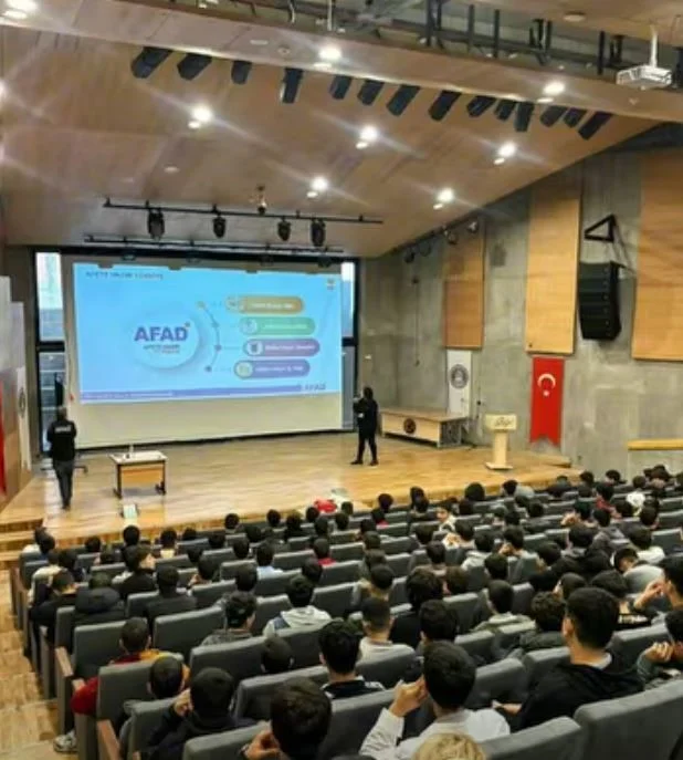 Elazığ’da öğrencilere afet farkındalık eğitimi