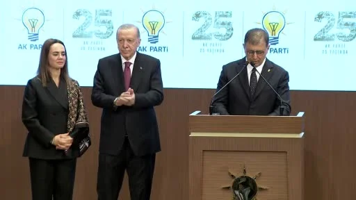 İzmir Büyükşehir Belediye Başkanı Tugay: "Sayın Cumhurbaşkanımızın liderliği ve aynı deneyime sahip AK Parti ailesinin kıymetli desteğiyle İzmir’i ayağa kaldırmak, sorunlarını çözmek ve şehrimizi adeta yeniden inşa etmek üzere yola çıkıyoruz