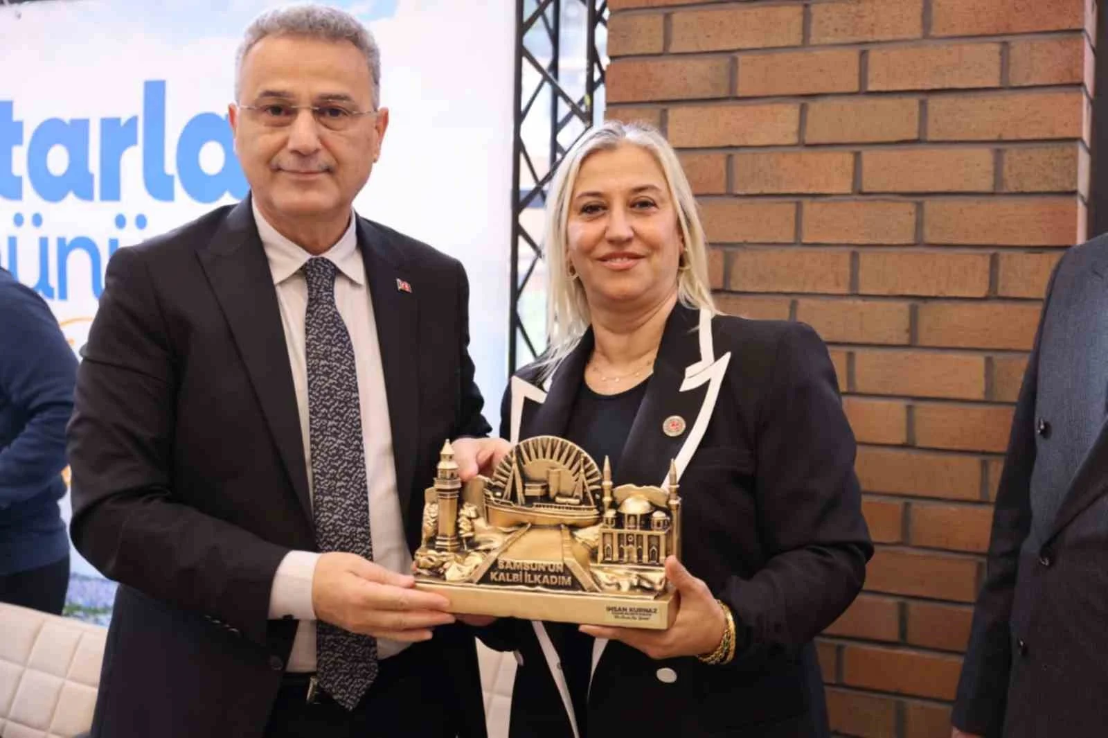 Başkan Kurnaz: "Muhtarlarımız en önemli iletişim köprülerimiz"