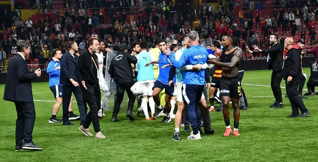 Kayserispor’a PFDK’dan para ve hak mahrumiyeti cezası