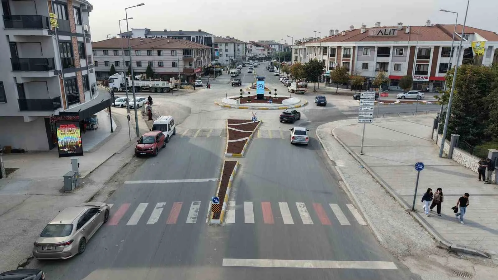 Düzce şehir merkezinde trafik akışına düzen geldi