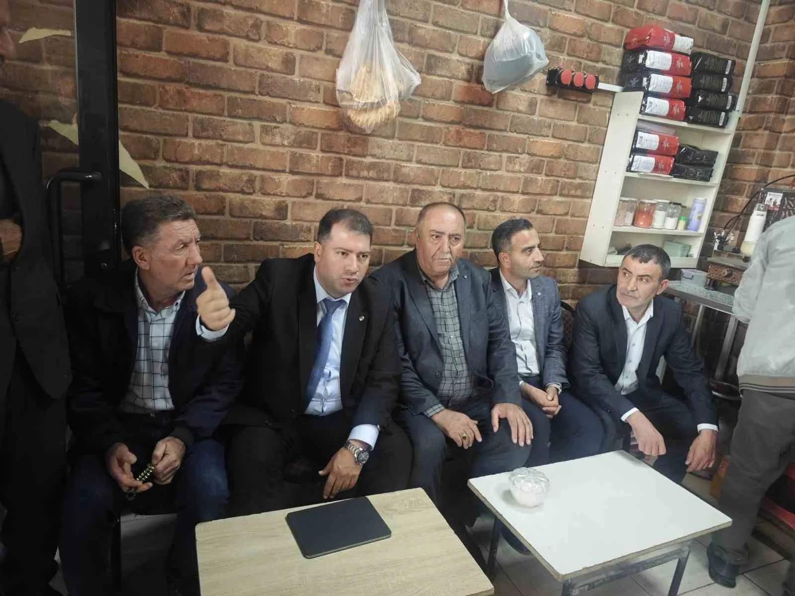 Akçadağ Çarşısı’nda esnafın talepleri değerlendirildi