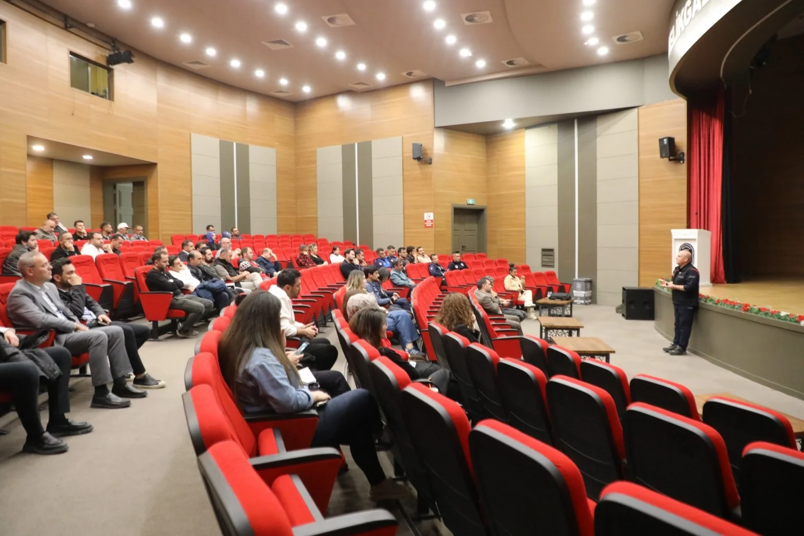Melikgazi Belediyesi personeline ‘Afet Farkındalık Eğitimi’