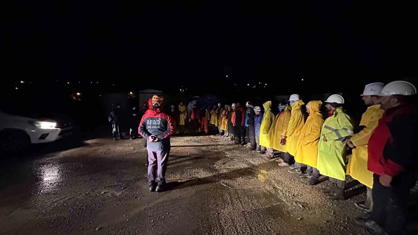 Hakkâri AFAD’tan CİSAD ekibine arama kurtarma akreditasyon eğitimi