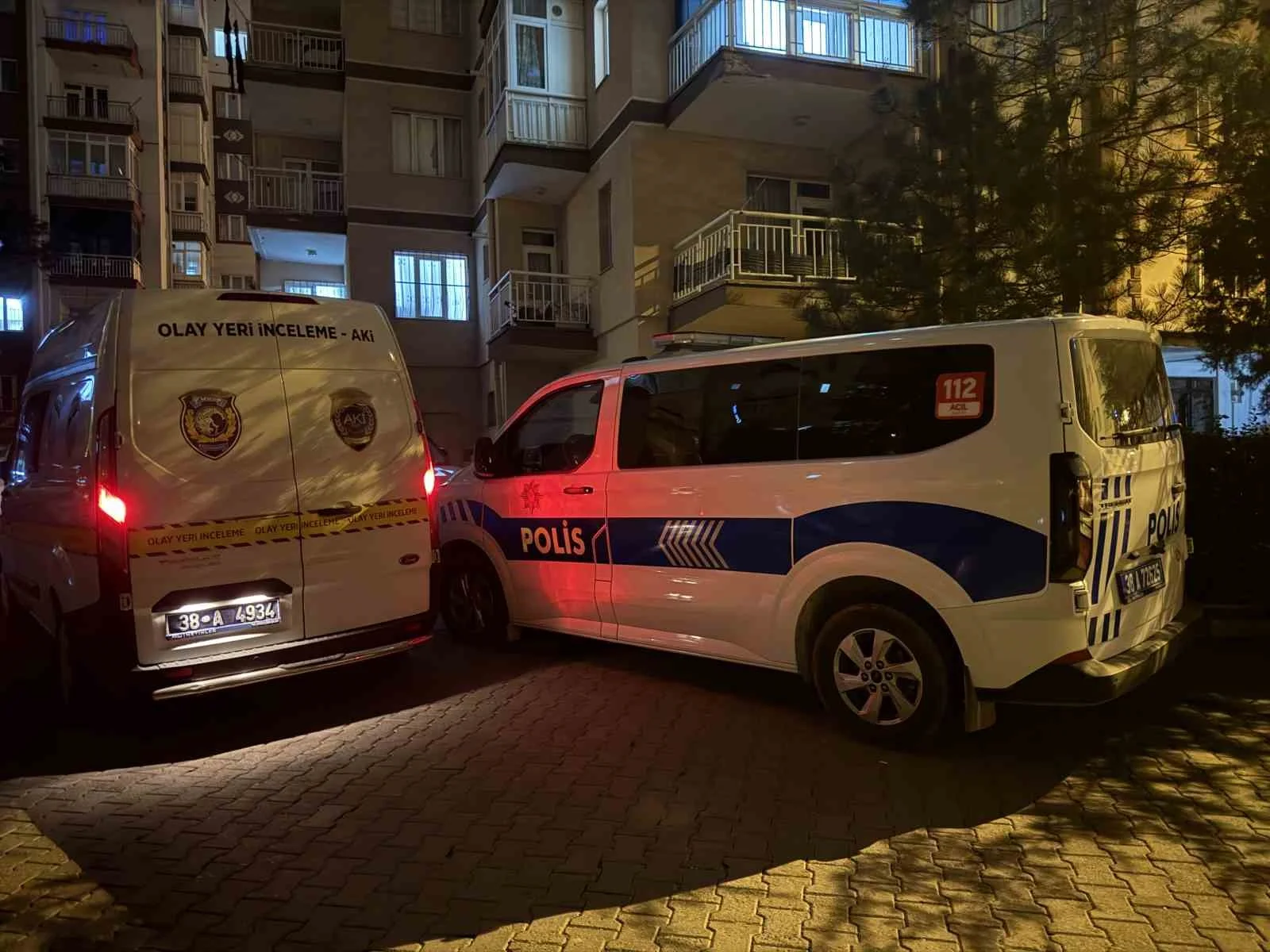 Yalnız yaşayan yaşlı kadın evinde ölü bulundu
