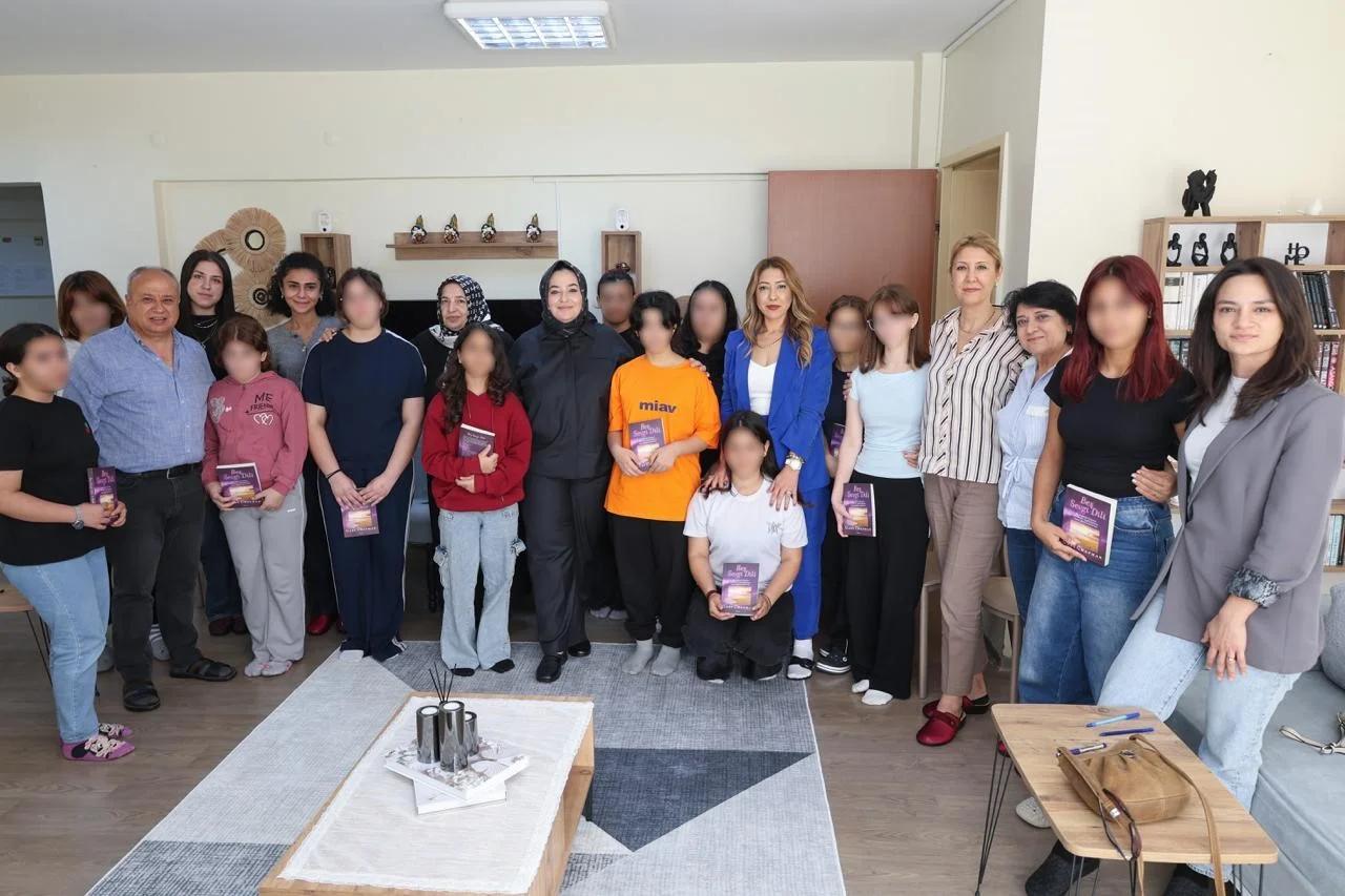 Kız çocukları gelecek hayallerini kadın sanayicilerle paylaştı