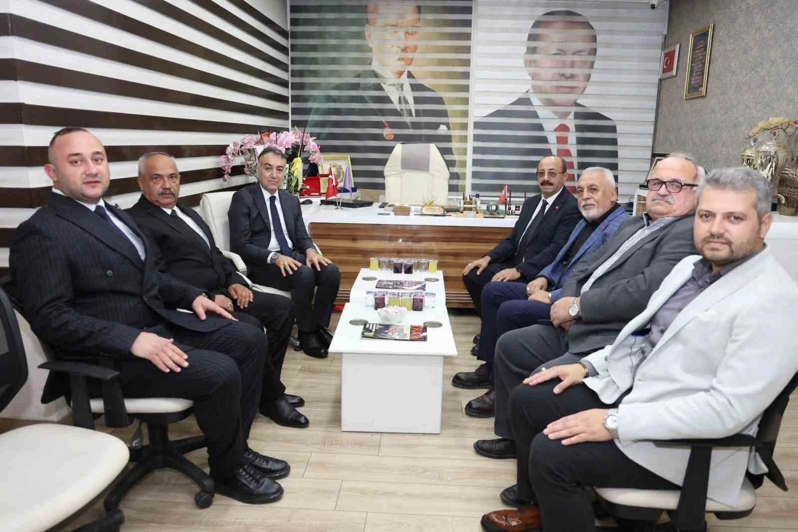 Vali Çağatay esnafların sıkıntılarını dinledi