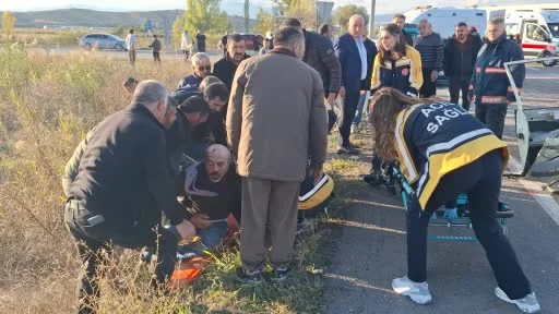 Çorum’da iki otomobil çarpıştı: 7 yaralı