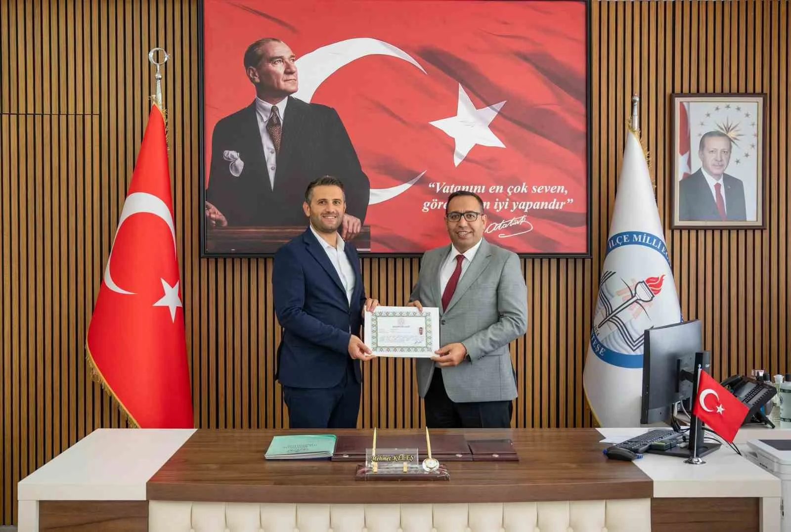 Muğla’da okul yöneticilerine başarı belgeleri takdim edildi