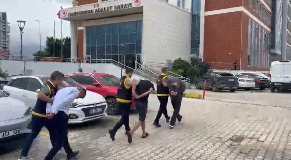 İskenderun’da 2 şüpheli tutuklandı