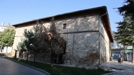 Kırşehir’de Çarşı Camii, kırlangıç tavanıyla dikkat çekiyor