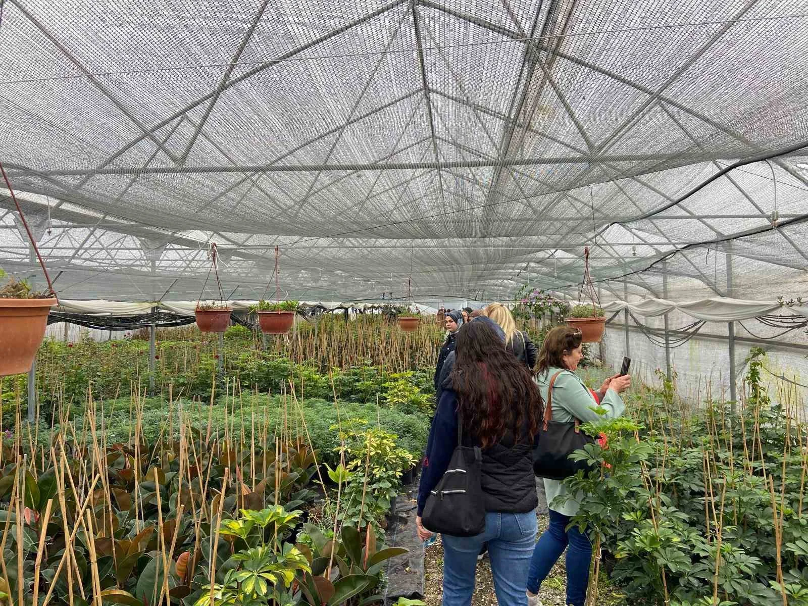 Samsun’da üreticiler modern tarımı yerinde öğreniyor