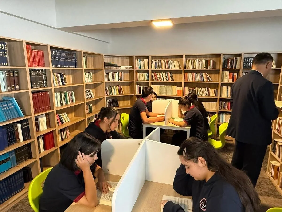 Çağlayan Anadolu Lisesine yeni kütüphane ve eğitim alanları kazandırıldı