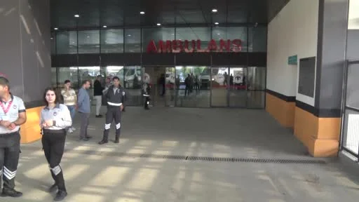 Yasa dışı üreme ticareti operasyonunda gözaltına alınan 44 şüpheli sağlık kontrolünden geçirildi