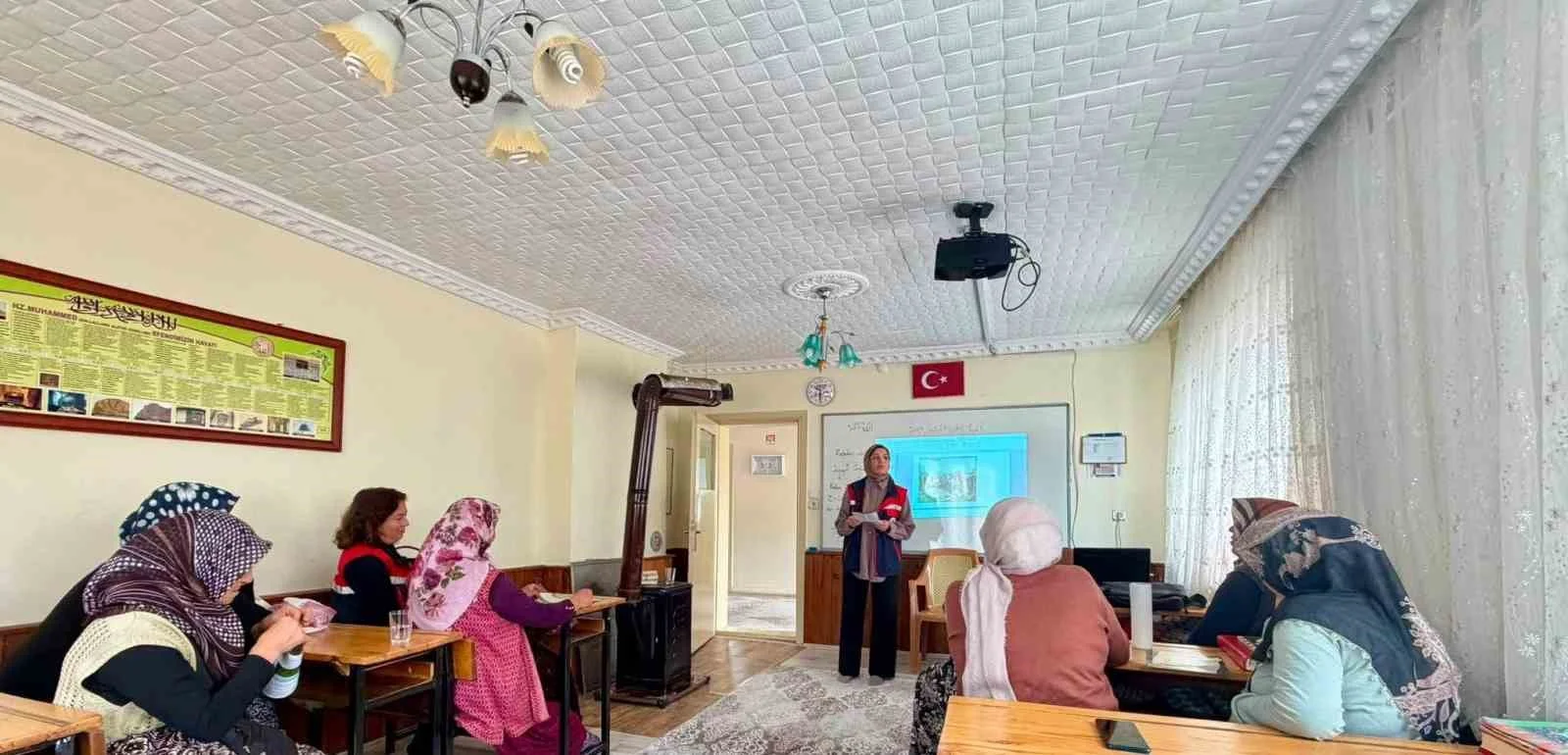 Kadın çiftçilere tarımsal eğitim verildi