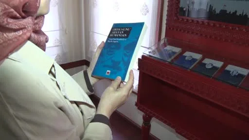 Edebiyatın izleri ‘Şair ve Yazarlar Evi Müzesi’nde yaşatılıyor: 90’lara damga vuran şiir kaseti