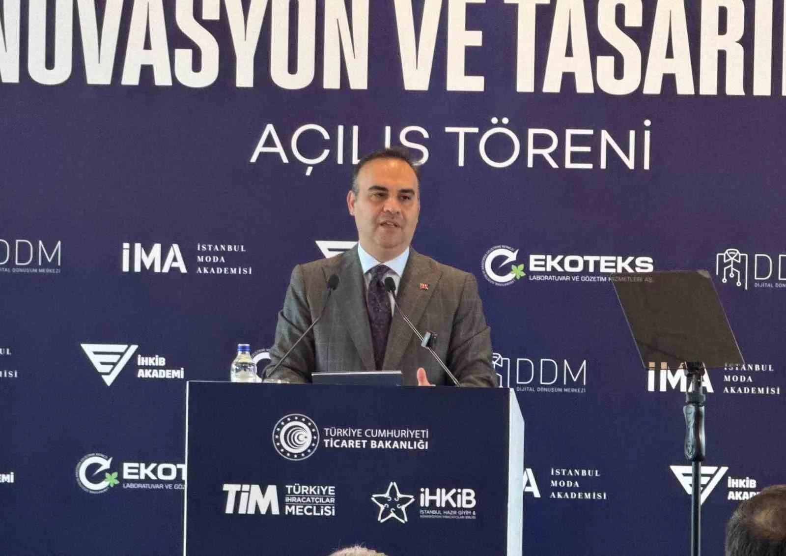 Bakan Kacır: "Tekstil ve hazır giyim sektörüne 10,8 milyar lira destek sağladık"