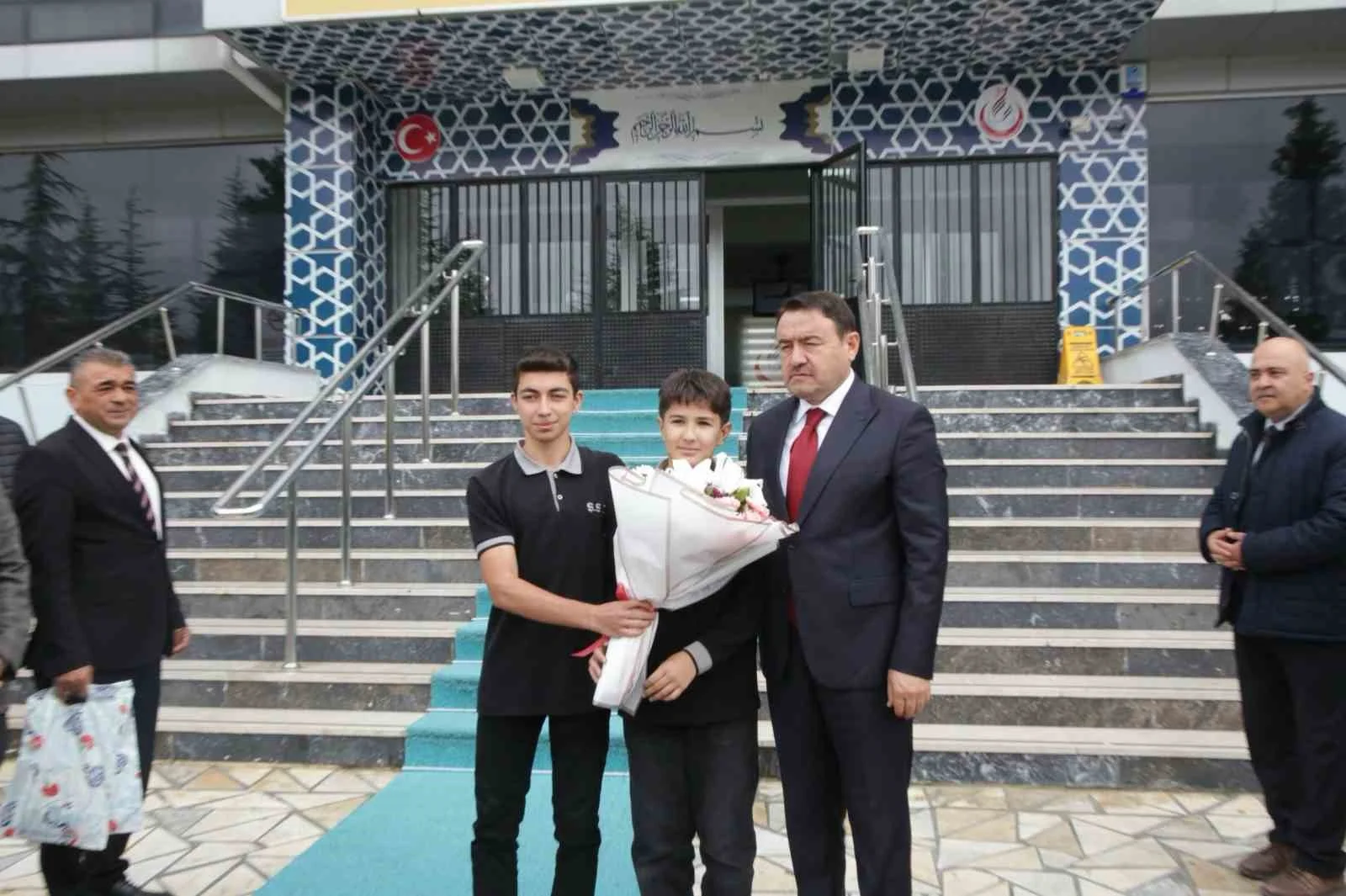 Vali Musa Işın, imam hatip lisesi öğrencileriyle buluştu