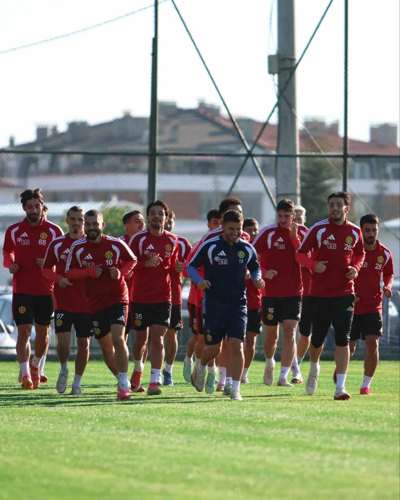 Eskişehirspor, Bursa Yıldırım SK maçına hazırlanıyor