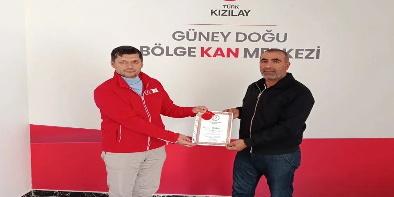 Kızılay’dan duyarlı vatandaşa anlamlı ödül