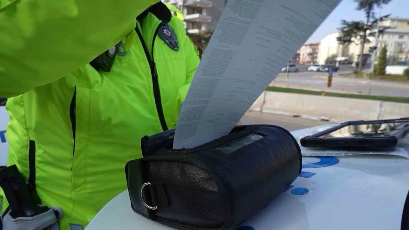 Ehliyetsiz sürücünün planını dron bozdu: 80 bin lira ceza
