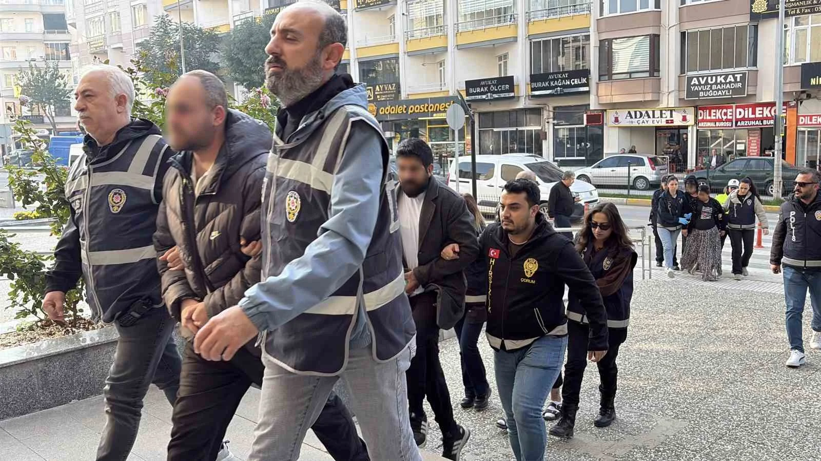 Çorum’da "hırsızlık" operasyonunda yakalanan 9 şüpheli tutuklandı