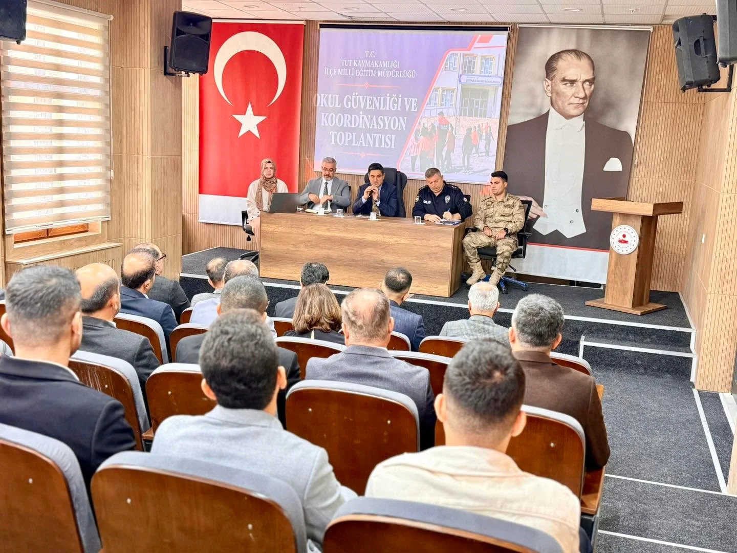 Tut’ta okul güvenliği toplantısı gerçekleştirildi