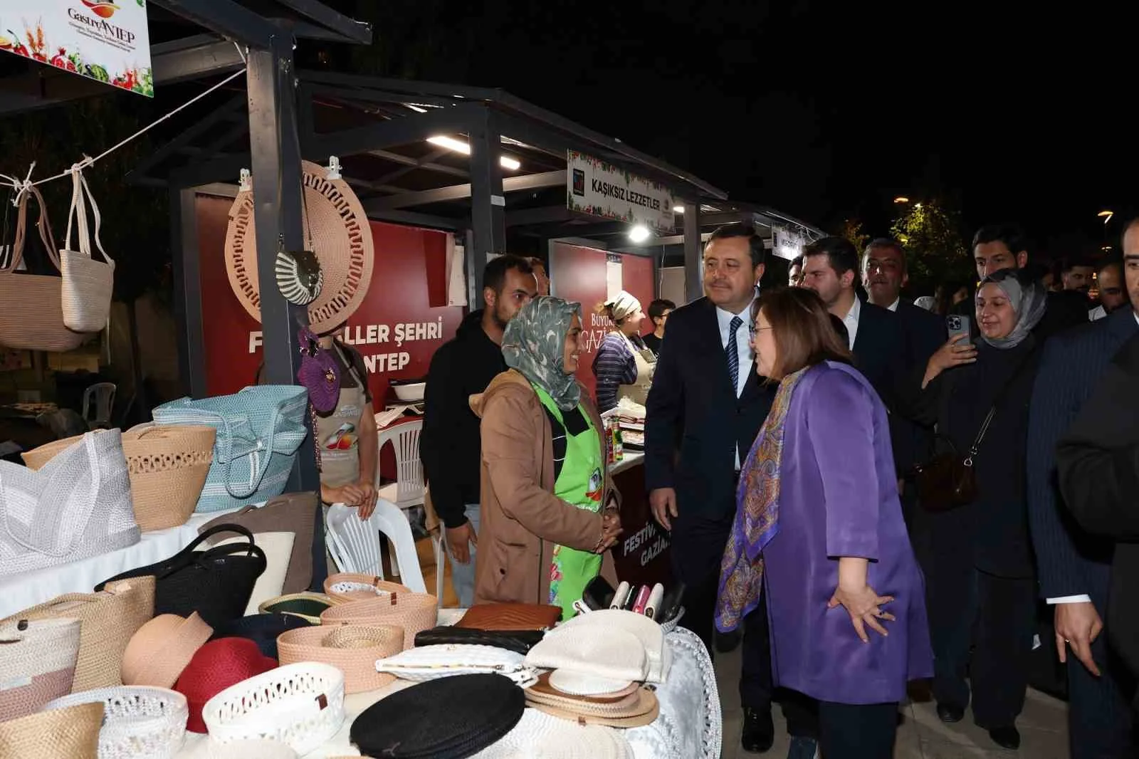 GastroAntep’te lezzet, emek ve kültürün buluştuğu stantlara Başkan Şahin’den yakın ilgi