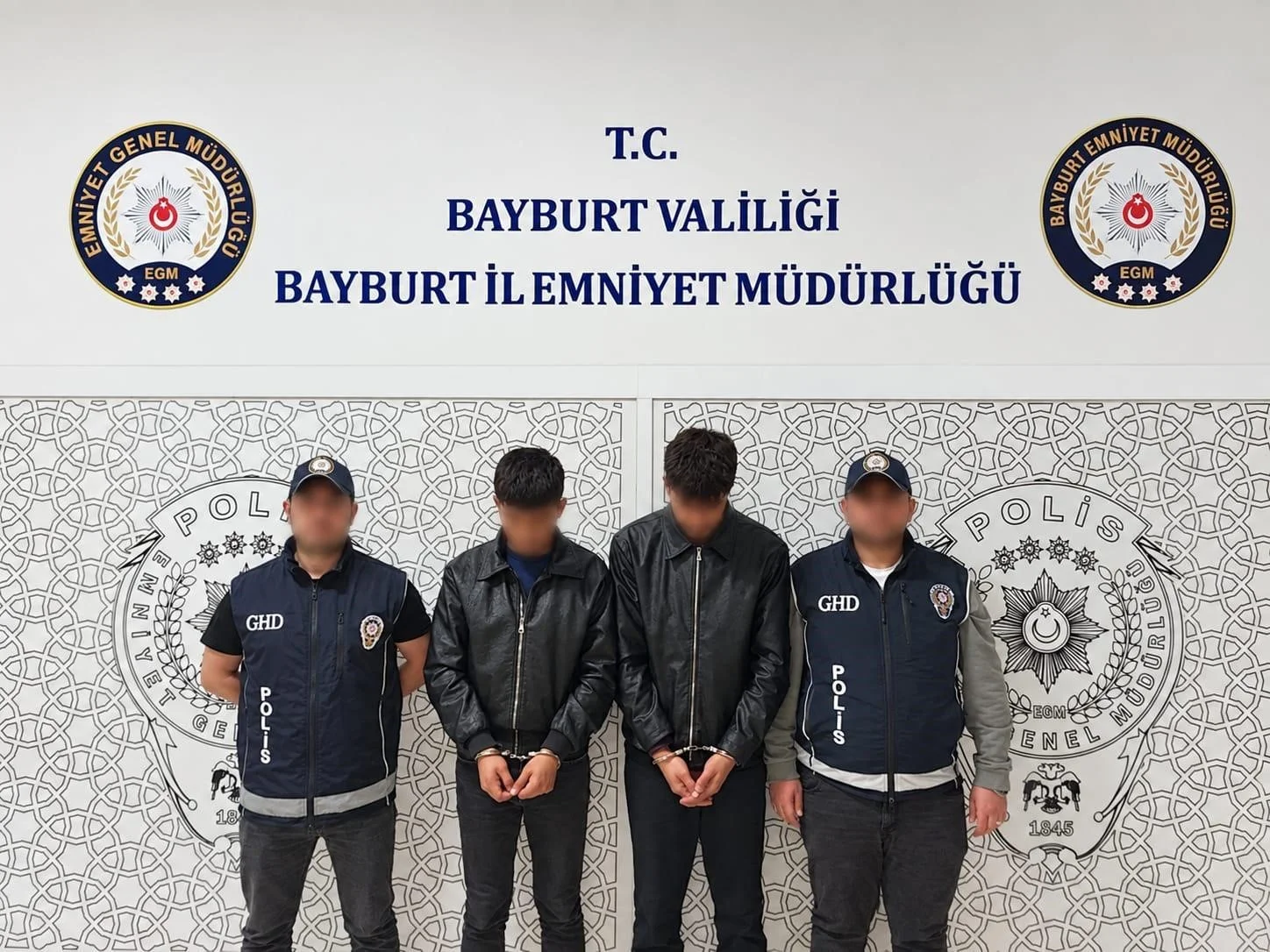 Bayburt’ta düzensiz göç operasyonlarında 5 şüpheli yakalandı