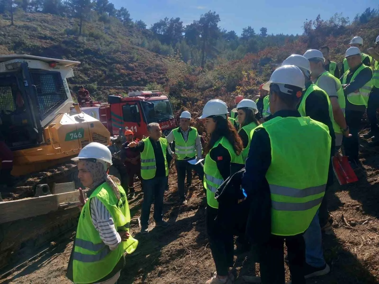 Akhisar’da ormanların geleceği için sahada eğitim