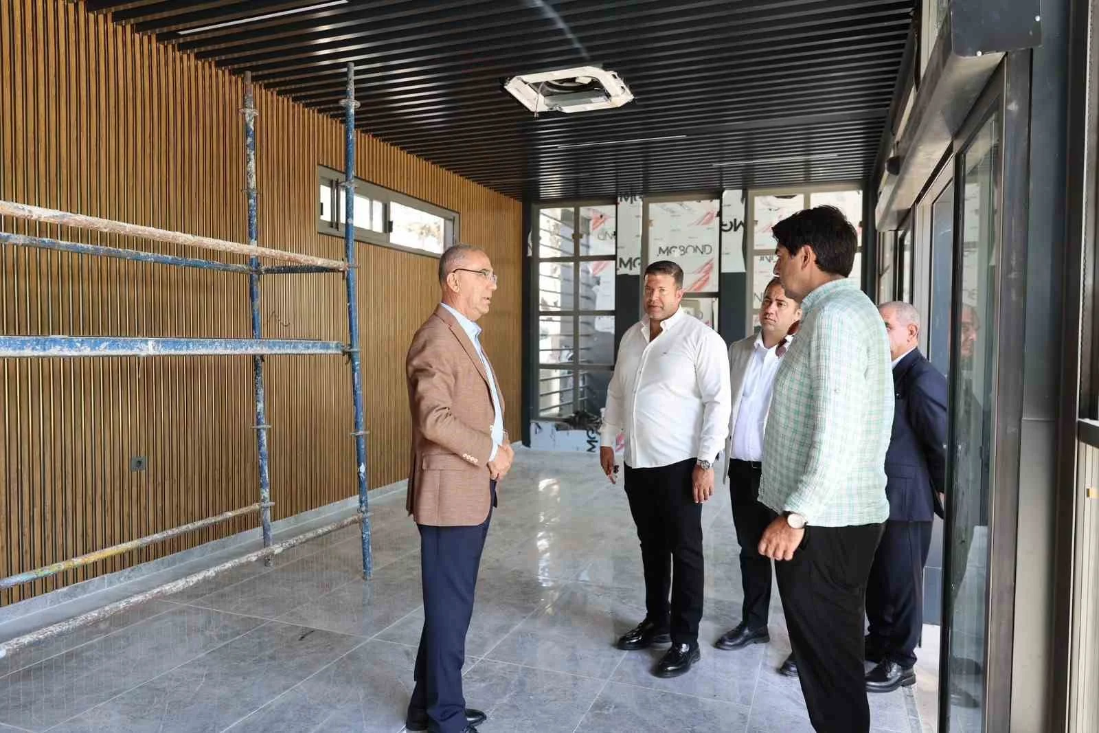 Antakya’da Emekliler Lokali’nde çalışmalar sürüyor