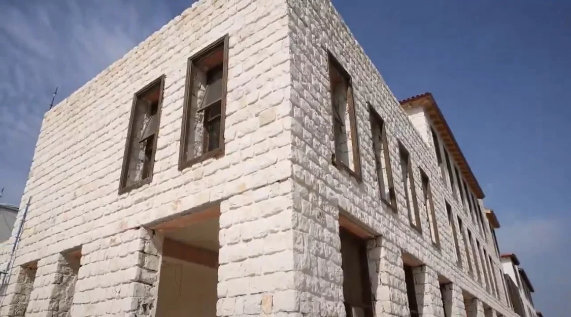 Haraparası’nda iş yerlerinin inşa çalışmaları sürüyor