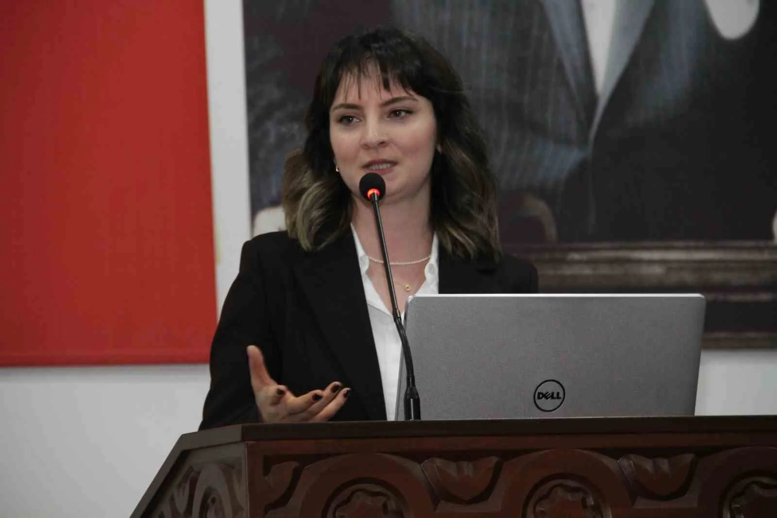 "Meme Kanserinde Erken Teşhisin Önemi" anlatıldı