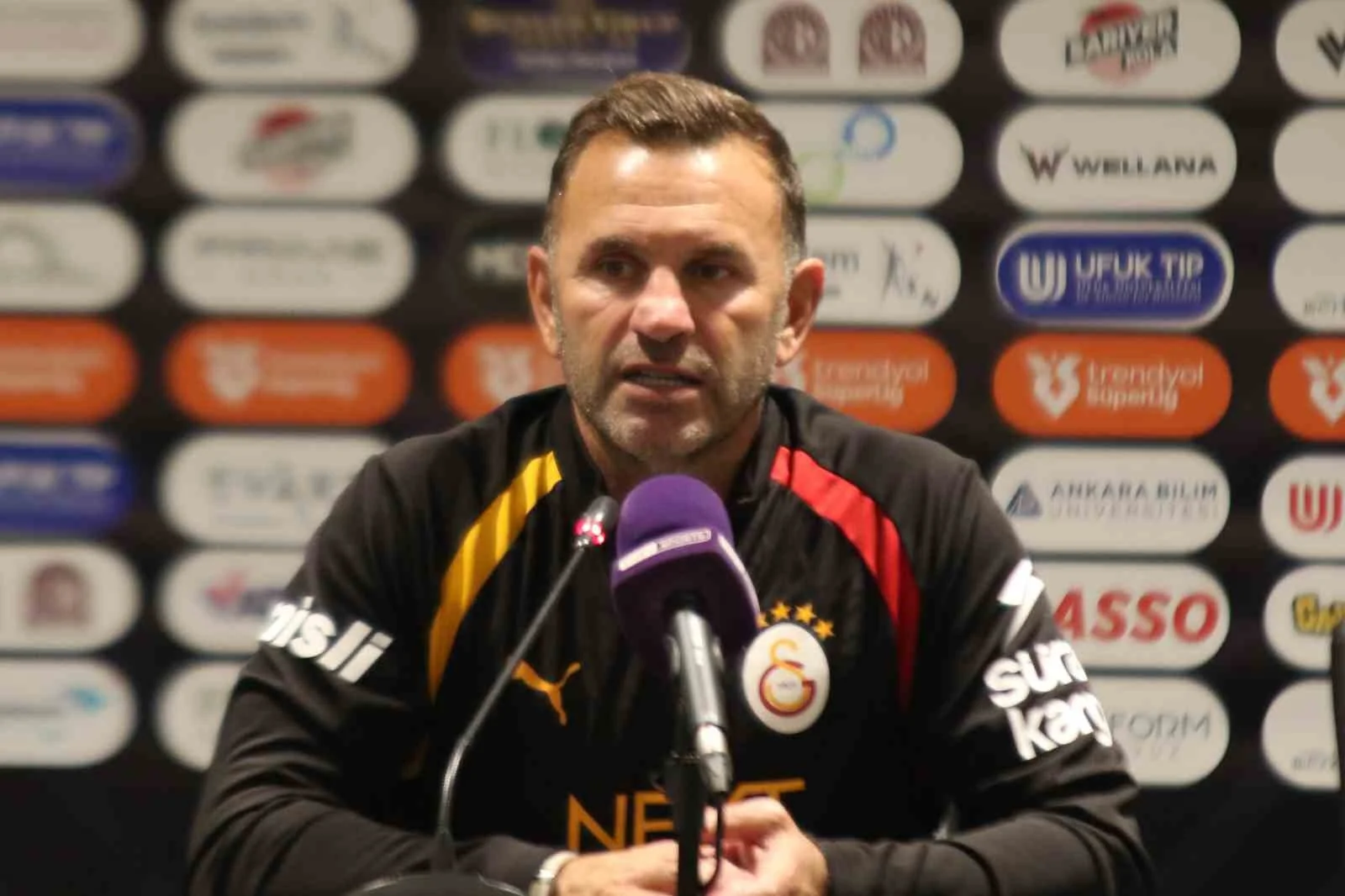 Okan Buruk: "Adını ’Süper Lig’ koyuyorsanız, zemin de bu lige yakışıyor olması gerekir"