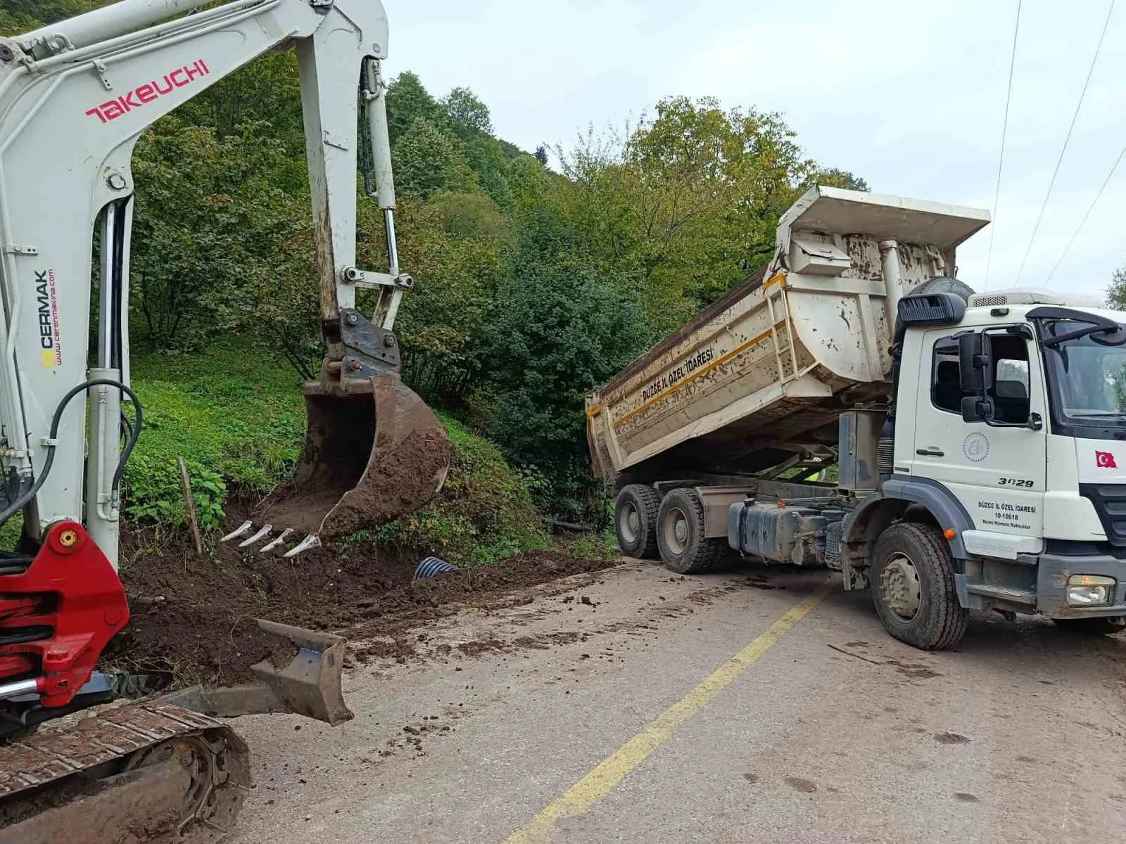 Gölyaka’da beton v kanal çalışması