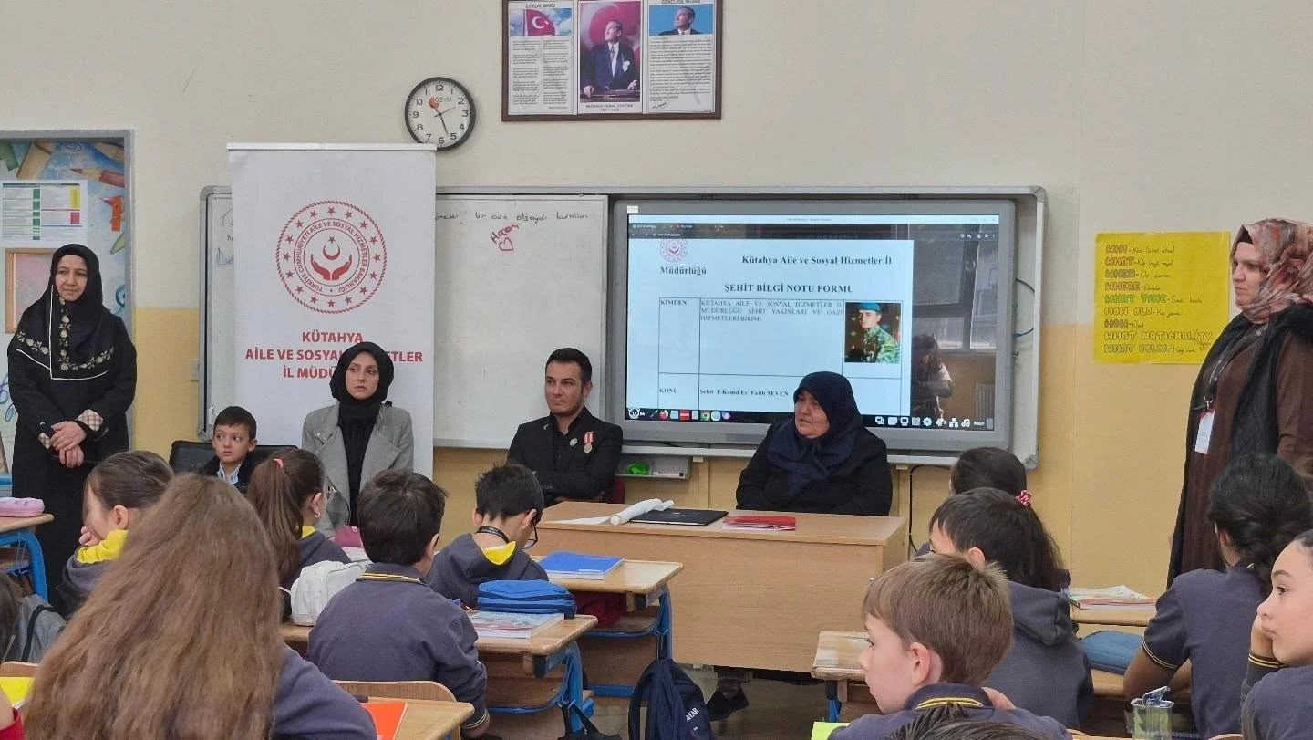 Kütahya’da öğrenciler şehit ailesi ve gazilerle buluştu