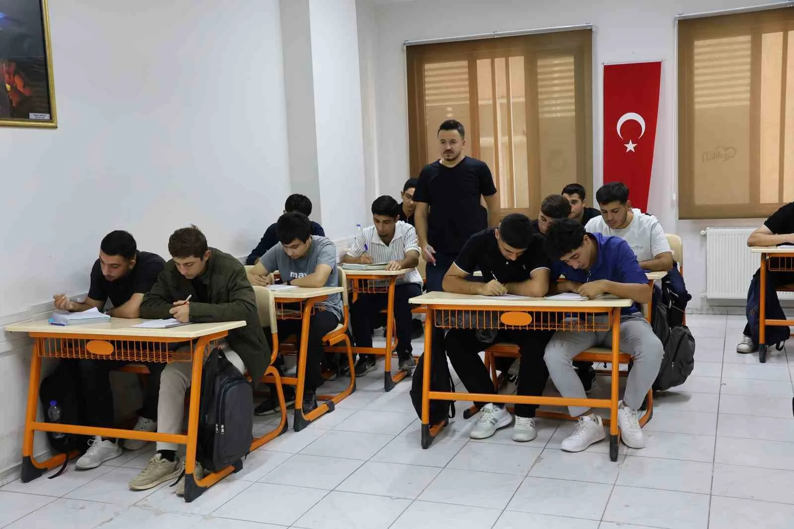Haliliye’de gençlerin başarı yolculuğuna eğitim desteği