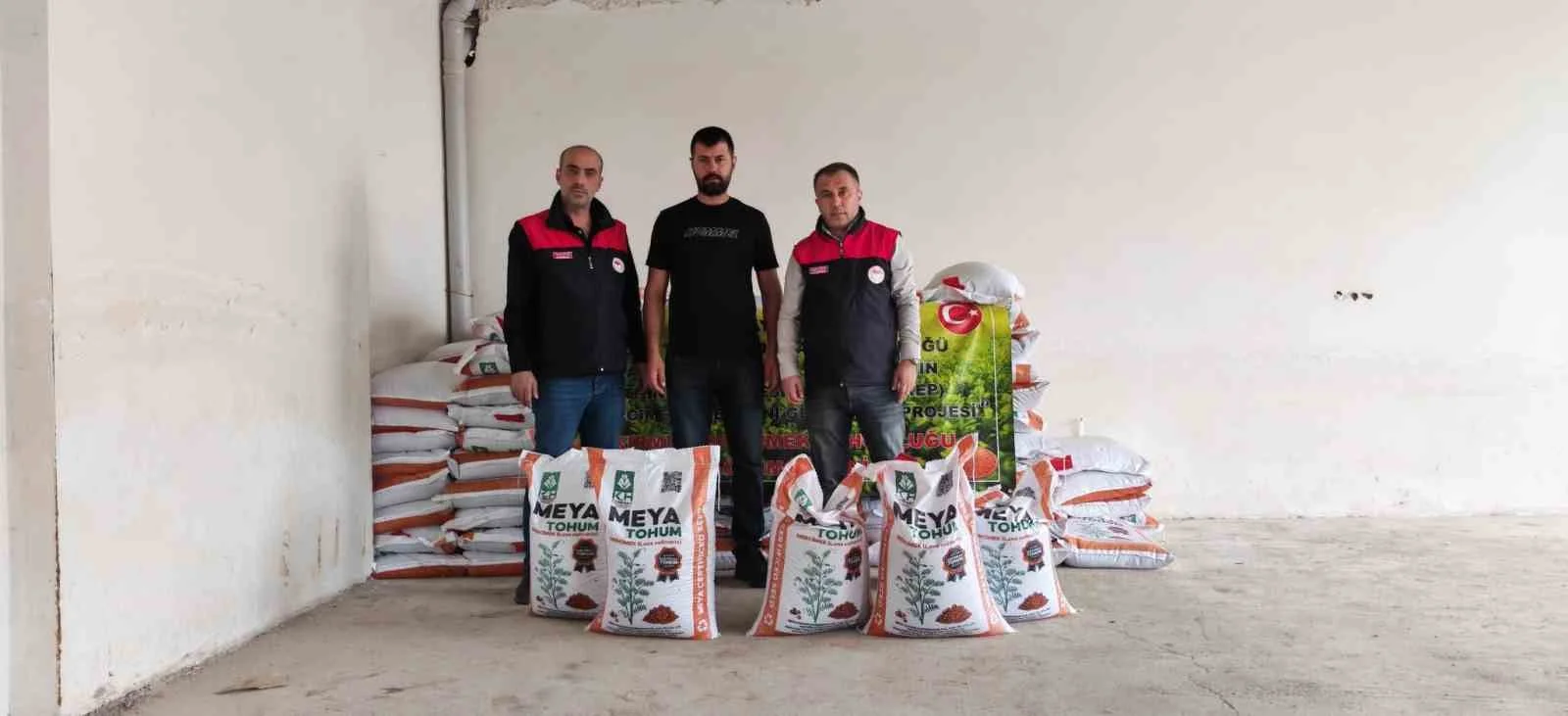 Palu’da üreticilere yüzde 70 hibeli kırmızı mercimek tohumu dağıtıldı