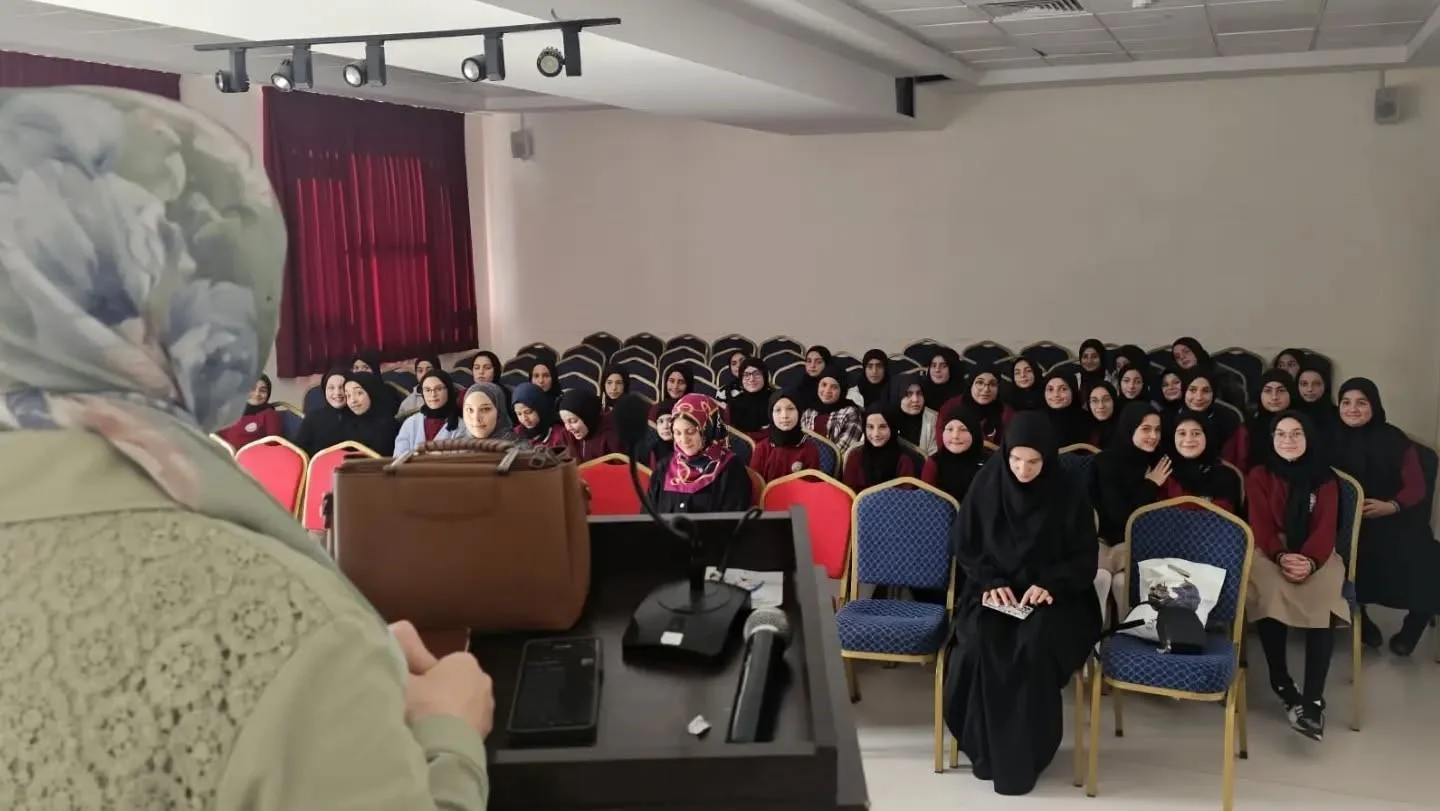 Bayburt’ta öğrencilere sabır ve tevekkülün önemi anlatıldı