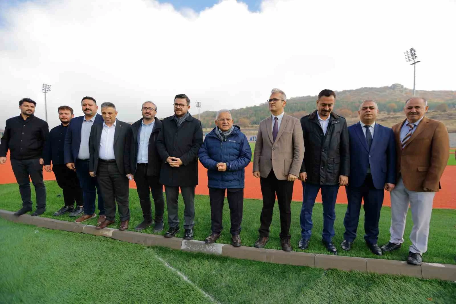 Başkan Büyükkılıç: "Erciyes’e atletizm pisti kazandırdık"