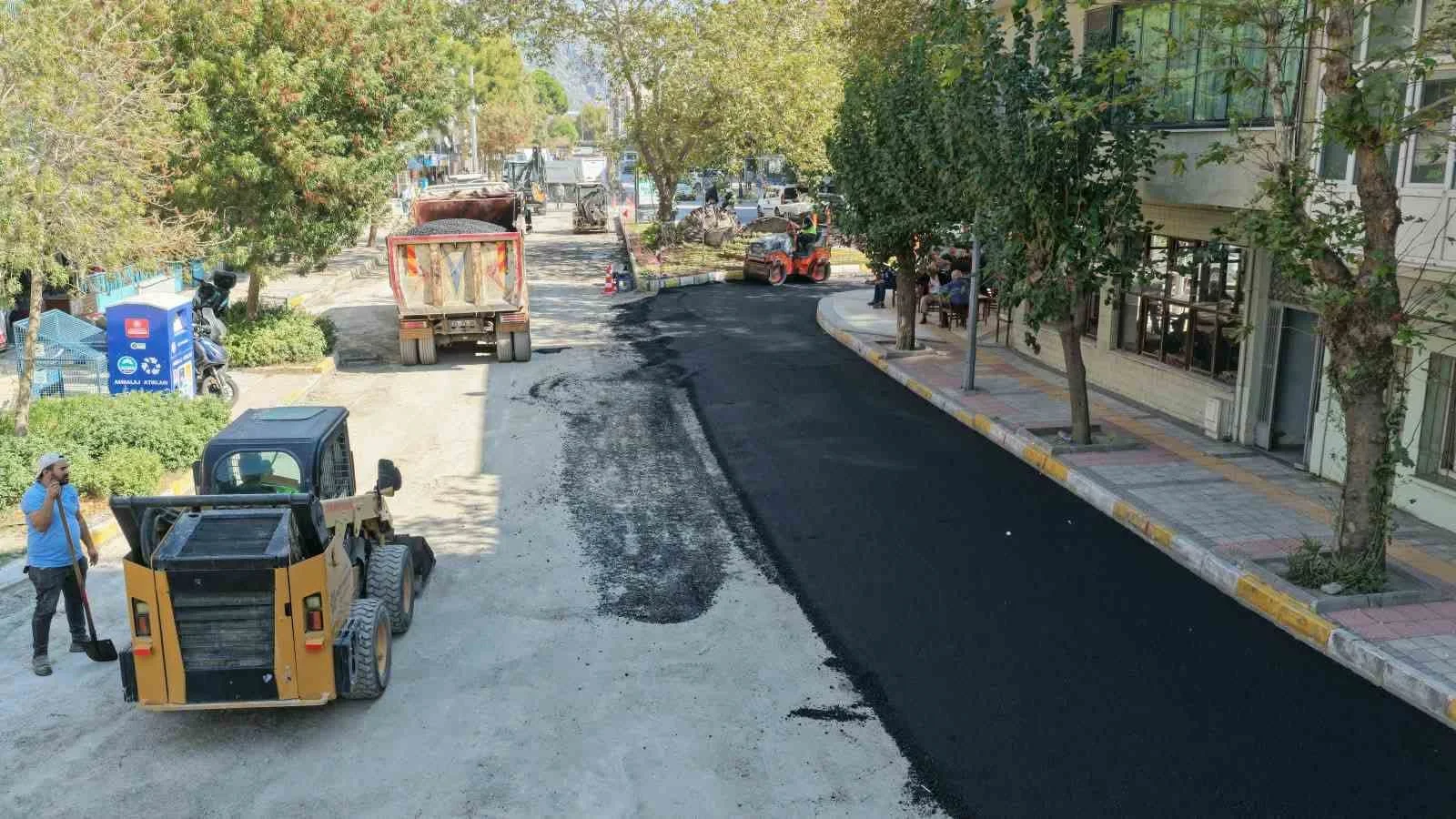 Aydın Büyükşehir’in Söke’de çalışmaları sürüyor