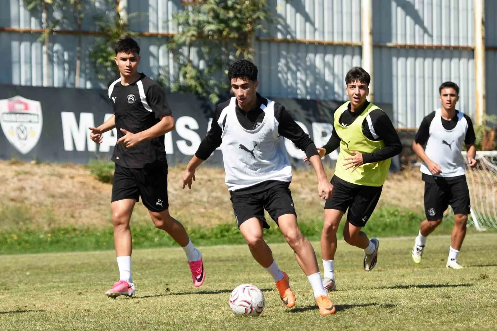 Manisa FK’da Kayserispor mesaisi sürüyor