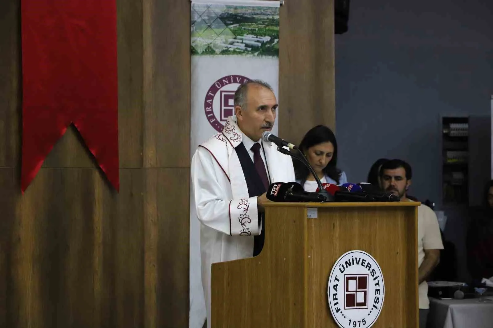 Fırat Üniversitesi’nde yeni akademik yıl başladı