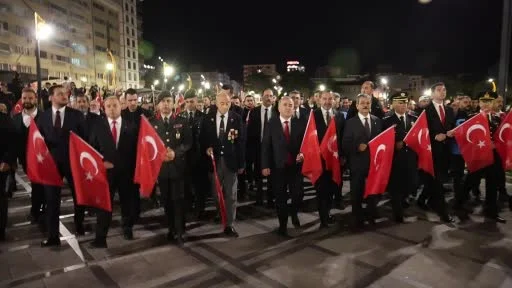 Elazığ’da ‘Fener Alayı’ yürüyüşü gerçekleştirildi