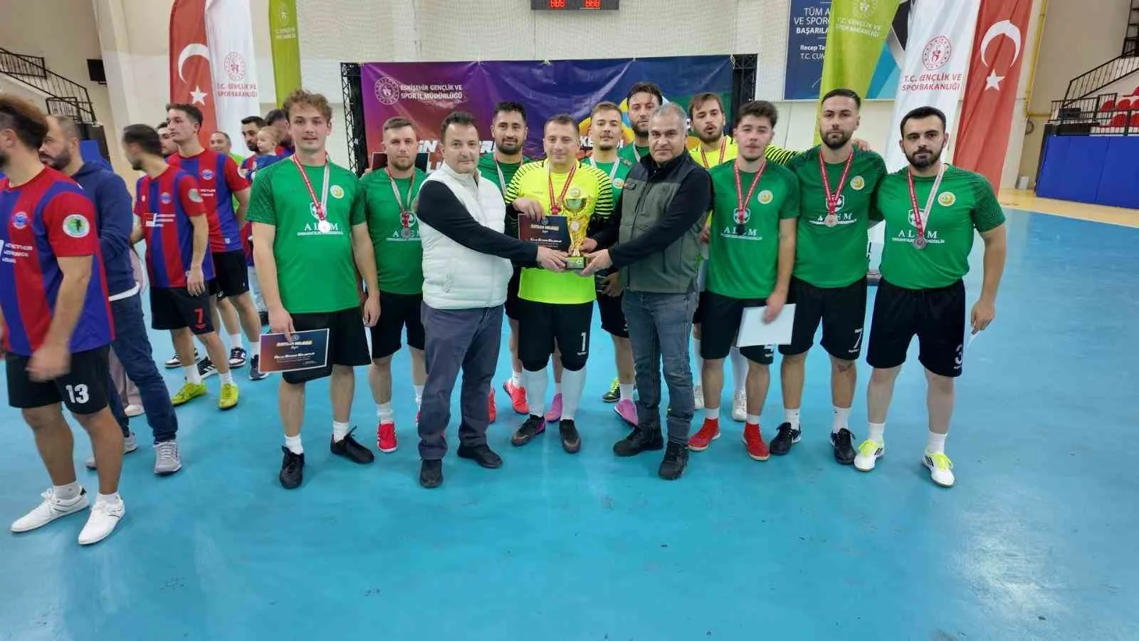 Eskişehir’de Kamu Spor Oyunları Futsal Müsabakaları tamamlandı