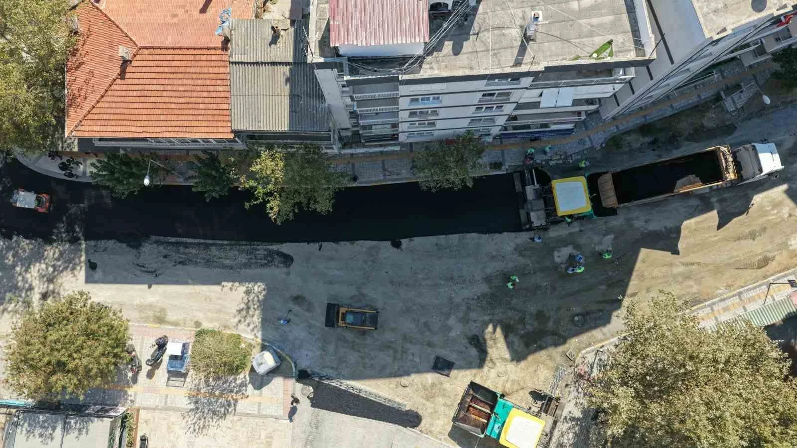 Aydın Büyükşehir’in Söke’de çalışmaları sürüyor