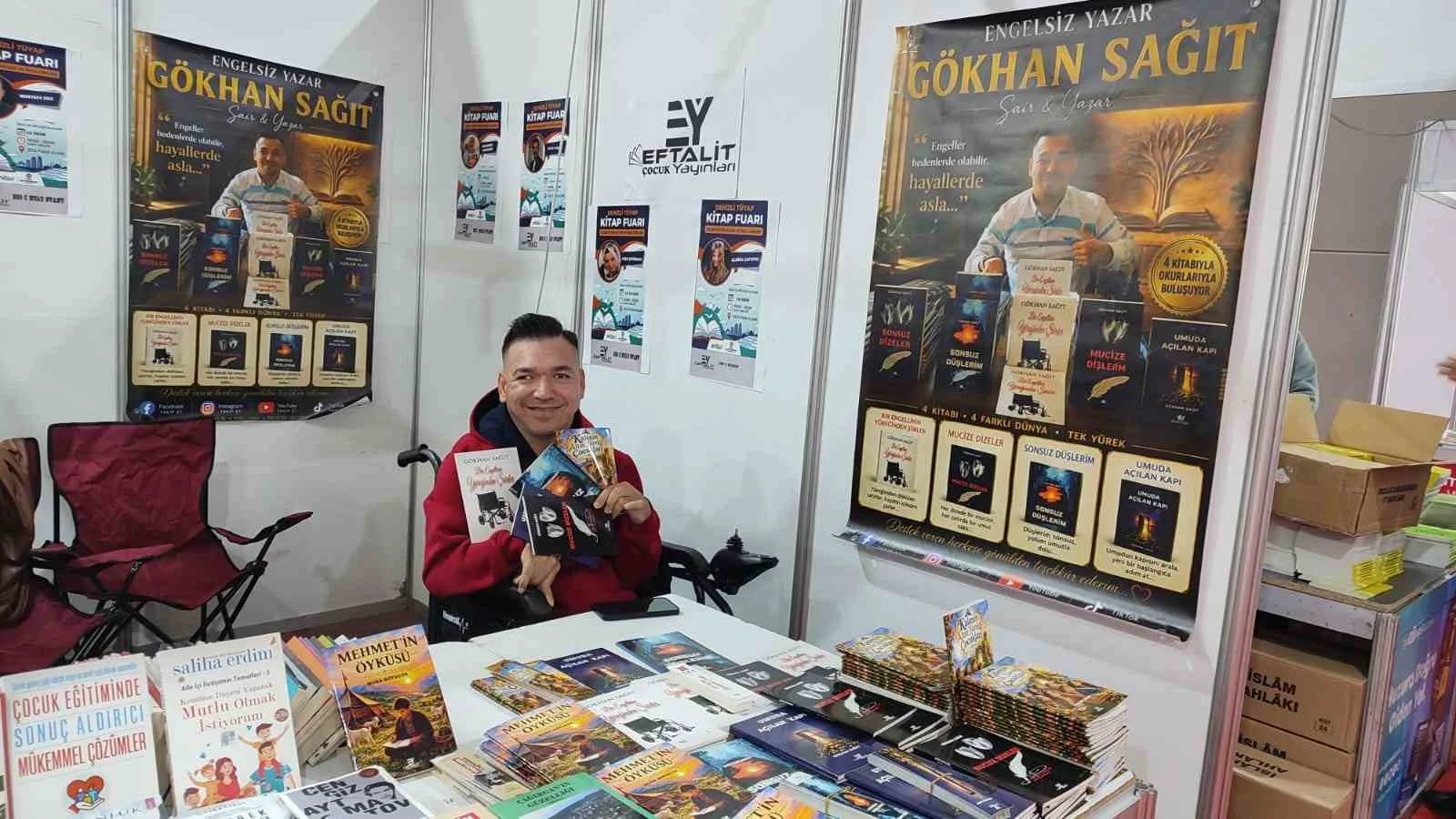 Engelsiz Yazar kitap fuarında okurlarıyla buluştu