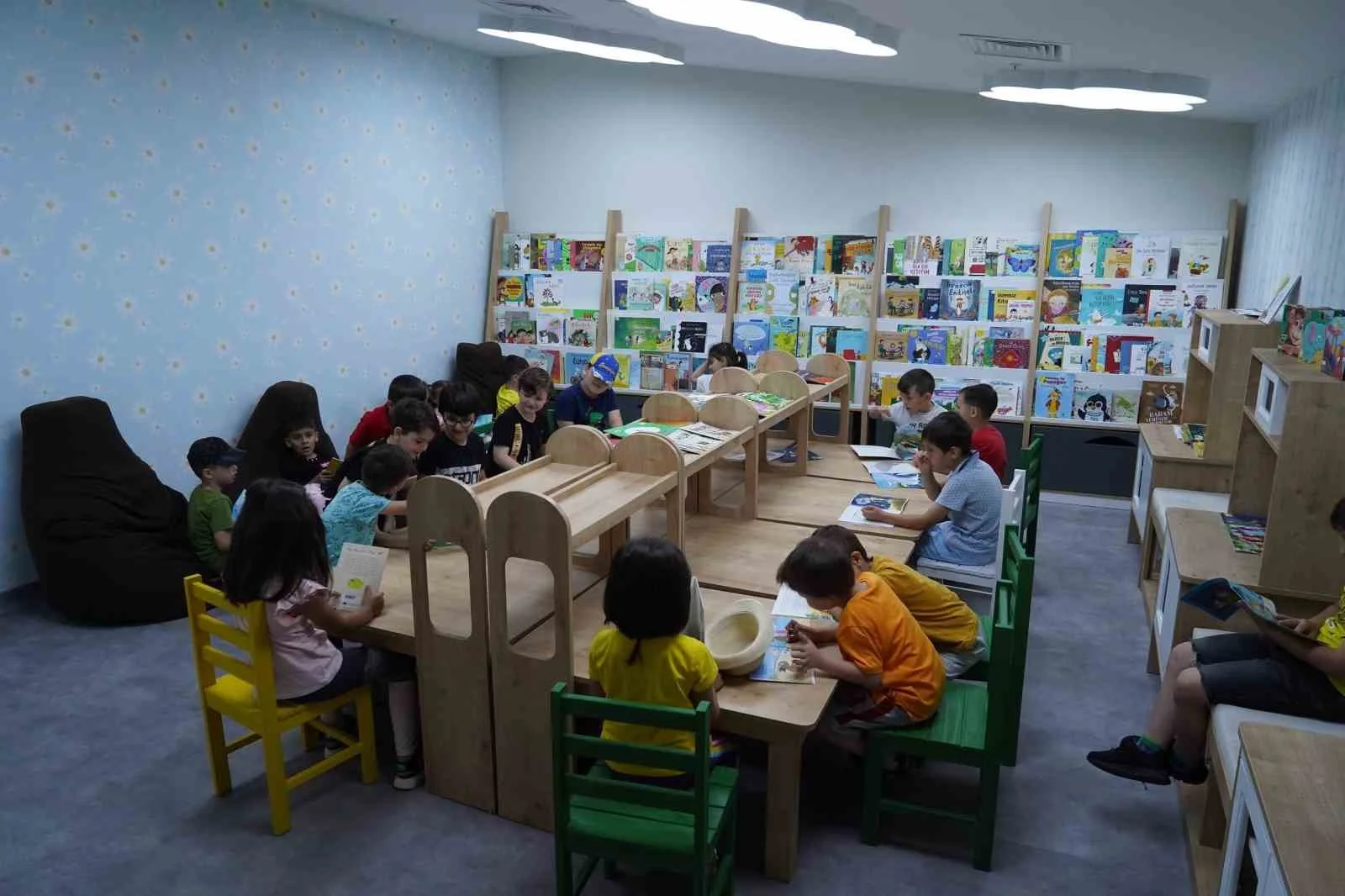 Çayırova’da çocuk kütüphaneleri minik okurlarını bekliyor