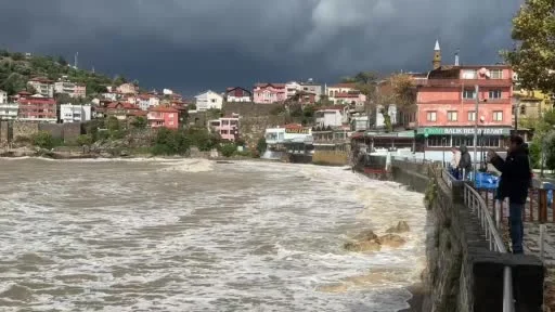 Karadeniz’in rengi kahverengiye dönüştü